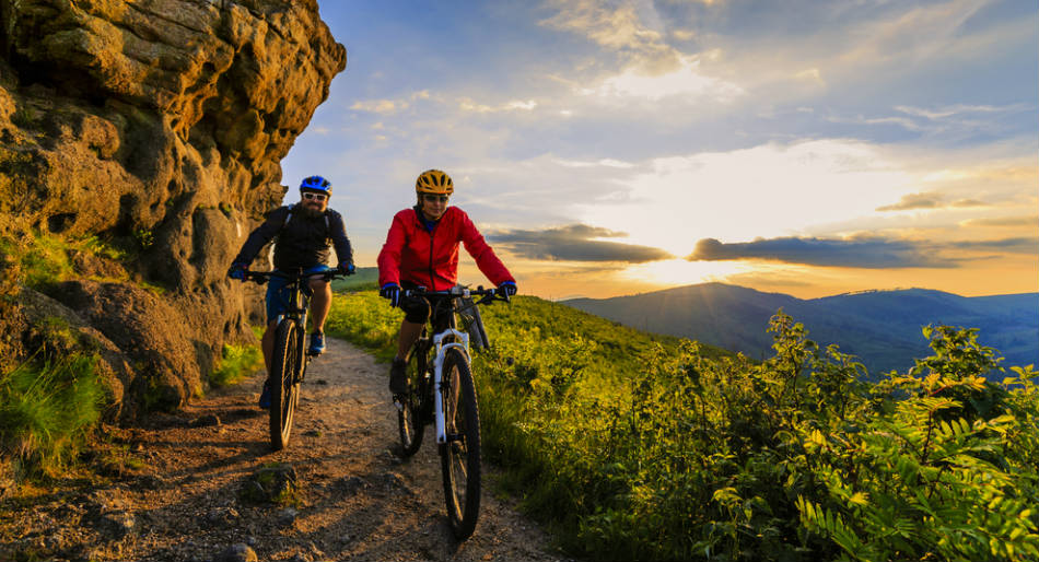 Andar de bicicleta em casal pode ser ainda mais divertido